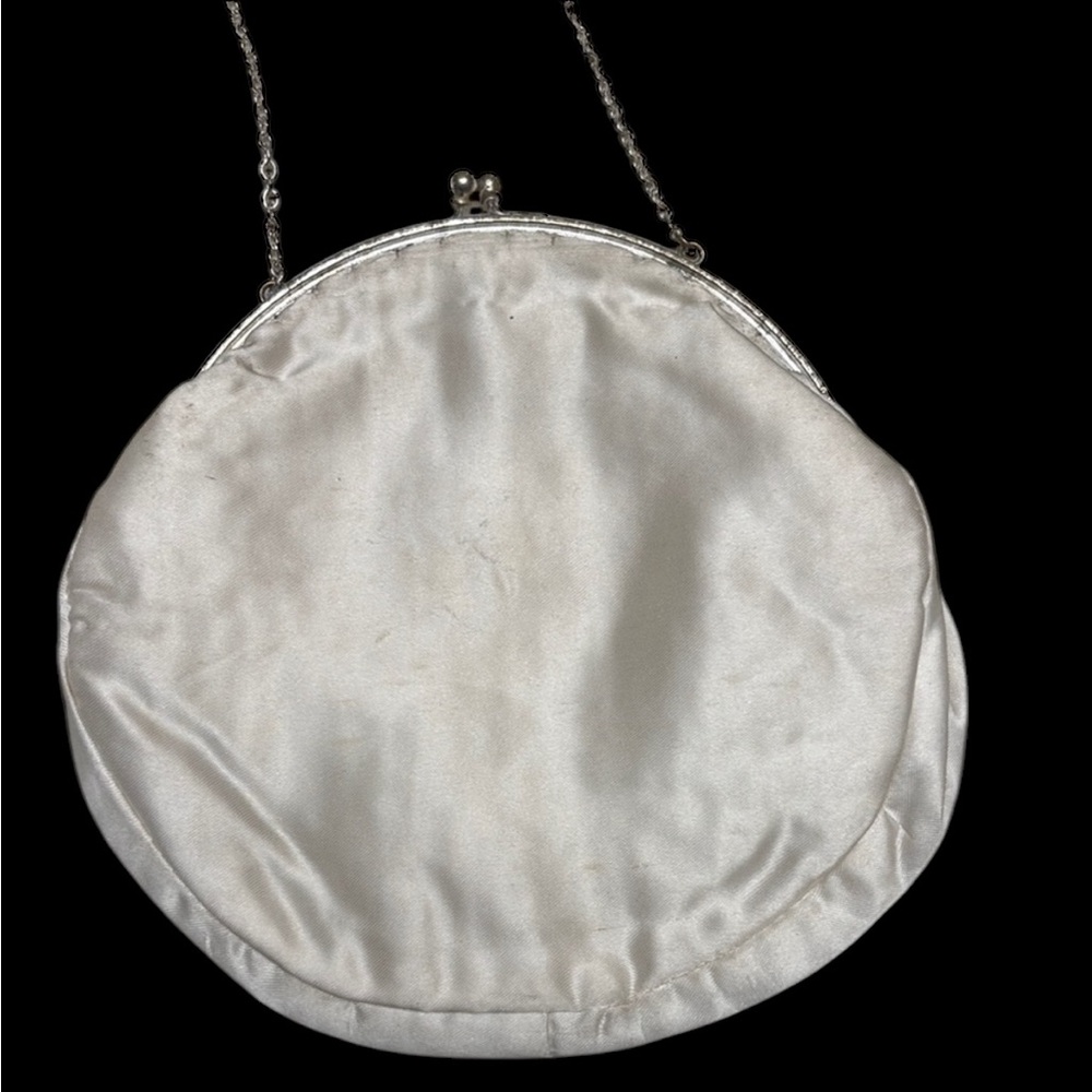 Vintage White Beaded Clutch - Picture 2 of 6